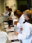 "Tag der Chemie" der Bayer Schering Pharma AG 2008: Das WBG-Team der Jahrganngsstufe 6 (Foto: WBG/Kuhlmann)