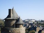 Panoramablick über Fougères mit seinem historischen Flair (Foto: WBG/Schmidt)