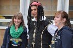 Jack Sparrow mit Fans (Foto: SMMP/Hentrich)