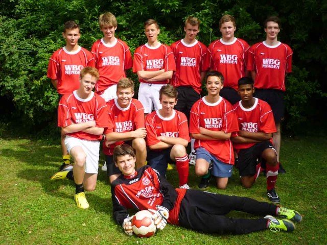 Fußball-Jungenteam des WBG der Jahrgangsstufe 10 (EF)