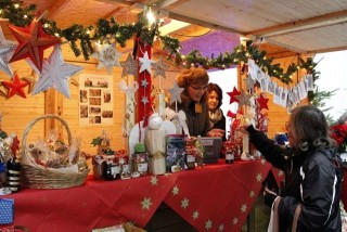 Ein Blickfang auf der Weihnachtsfeier: Unser Weihnachtshütte (Foto: DHL)