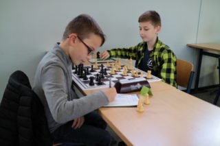 Ab der Altersklasse U12 müssen die Partien gewissenhaft mitgeschrieben werden. (Foto: C. Scholz/SMMP)