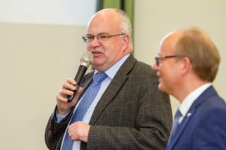 Auch Mendens Bürgermeister Martin Wächter stand Rede und Antwort. Foto: SMMP/Ulrich Bock