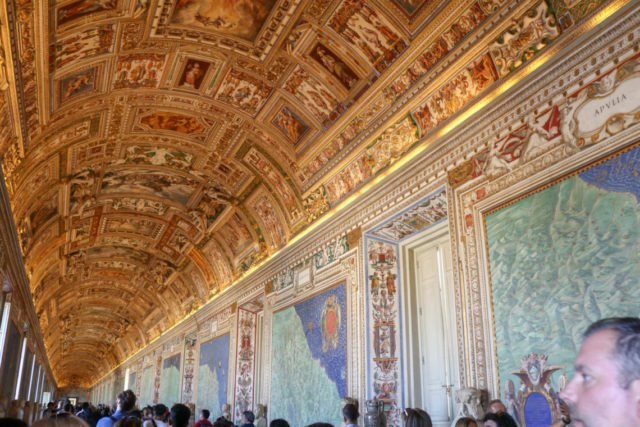 In den Vatikanischen Museen gibt es unendlich viele Kunstschätze zu bestaunen. Foto: SMMP/Ulrich Bock