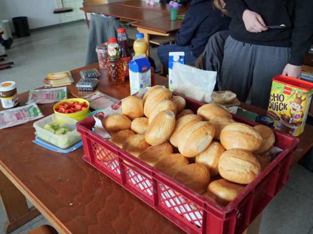 Frühstücksbuffet à la Klasse 9c (Foto: C. Scholz/SMMP)