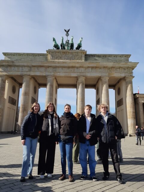Die WBG-Gruppe am Brandenburger Tor (Foto:Schmitz/SMMP)